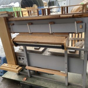 Voicing chest/machine